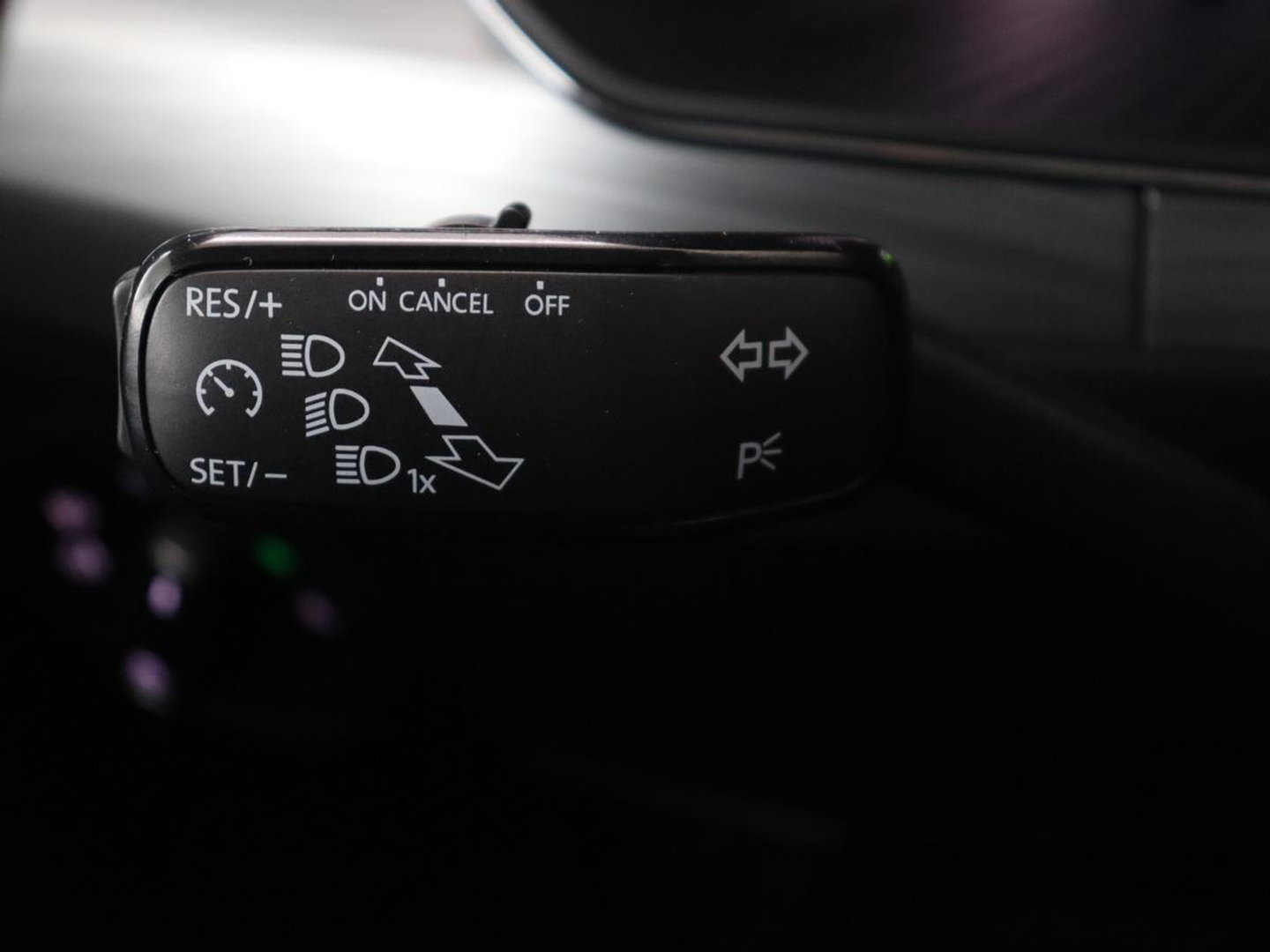 Škoda Superb 1.4 TSI iV Business Edition | SOH 87,2% | Camera | Carplay | Full LED | Digital Cockpit | Navigatie | Climate control | Cruise control | Bluetooth | Parkeerhulp | PHEV | Plug In
