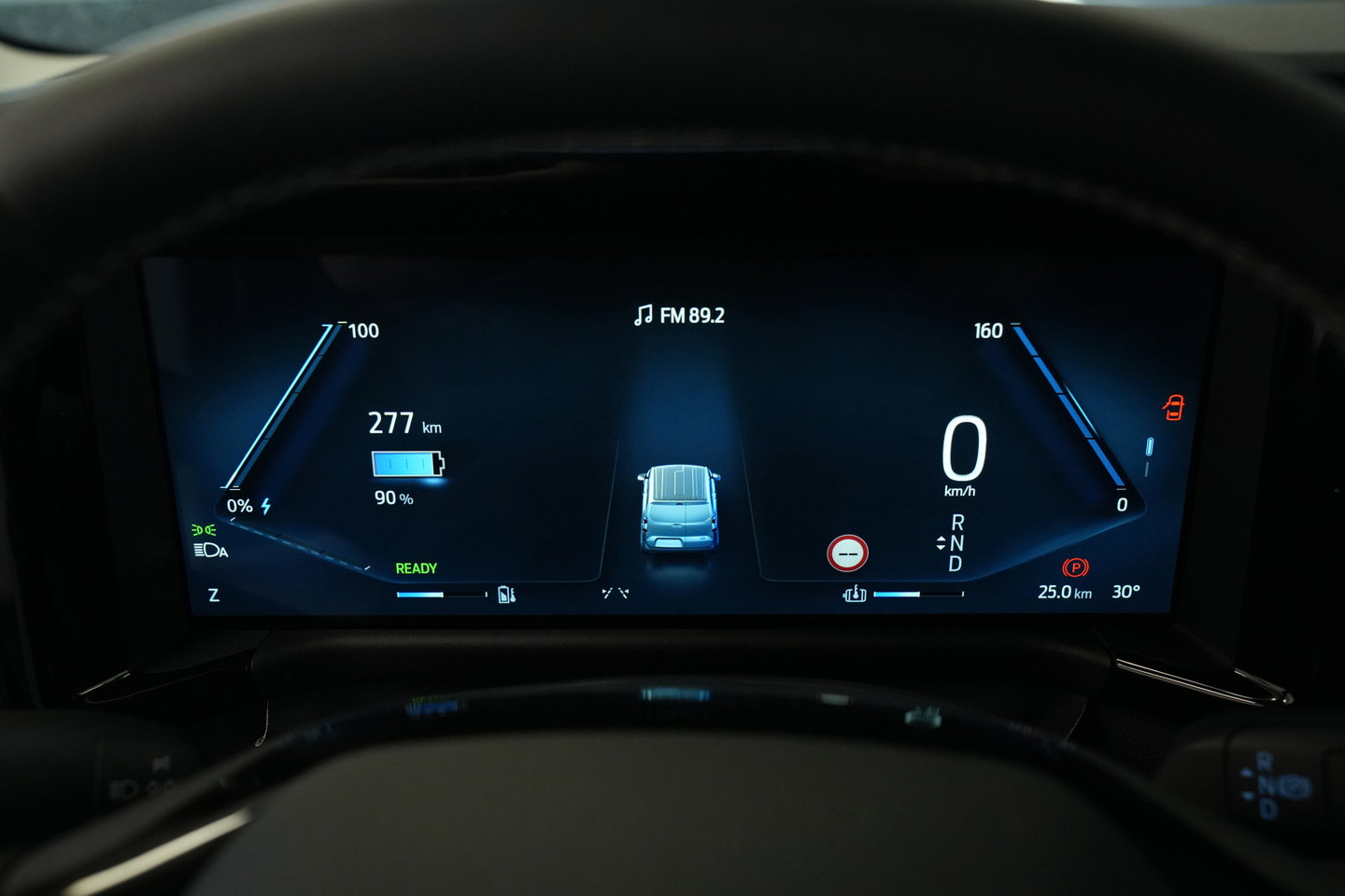 Ford E-Transit Cour. Limited 54 kWh PDC ACC Climate Carplay