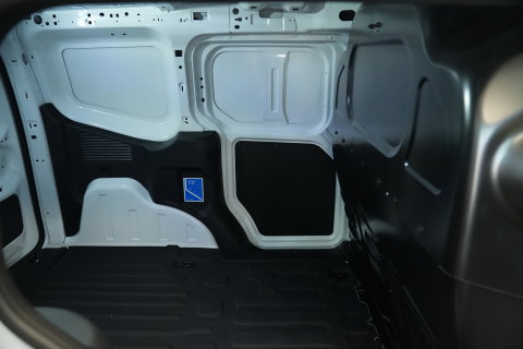 Ford E-Transit Cour. Limited 54 kWh PDC ACC Climate Carplay