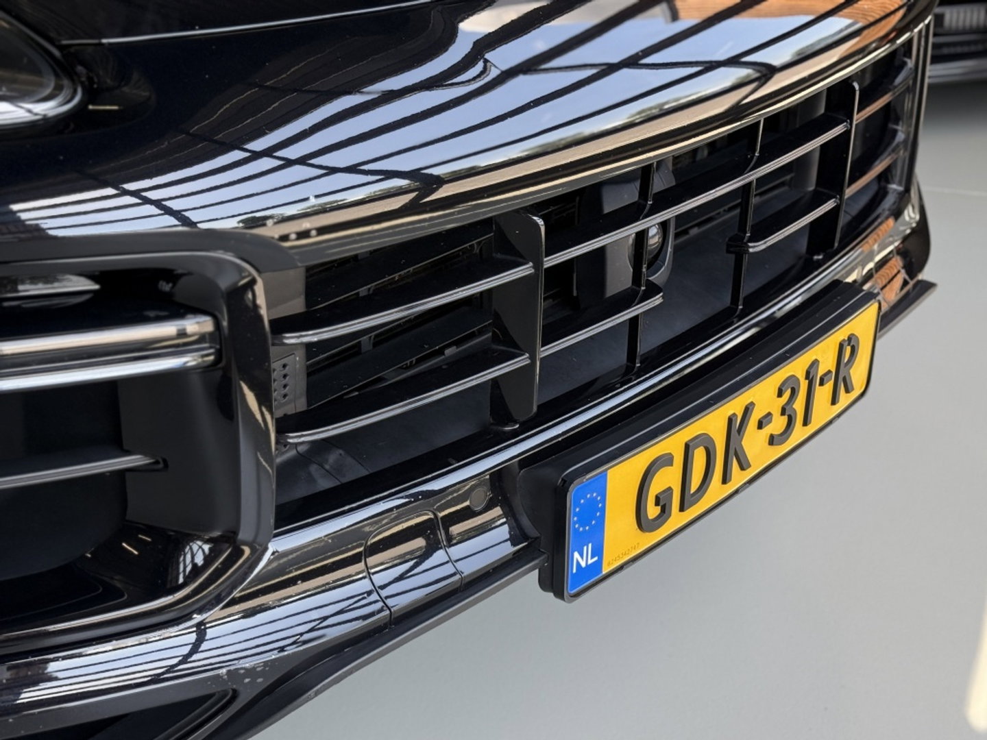 Porsche Cayenne 4.0 Turbo V8 549PK Sport Design / Carbon / PDLS+ / Keramische re