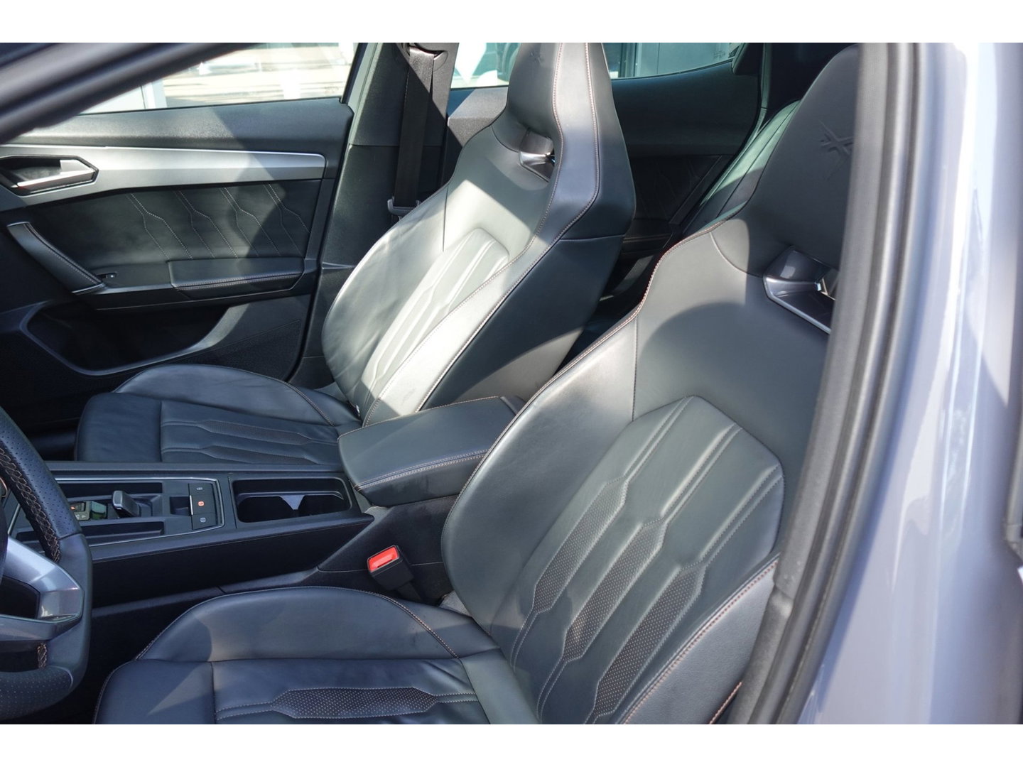 CUPRA Formentor 1.4 e-Hybrid VZ Copper PANO CAM KEYLESS