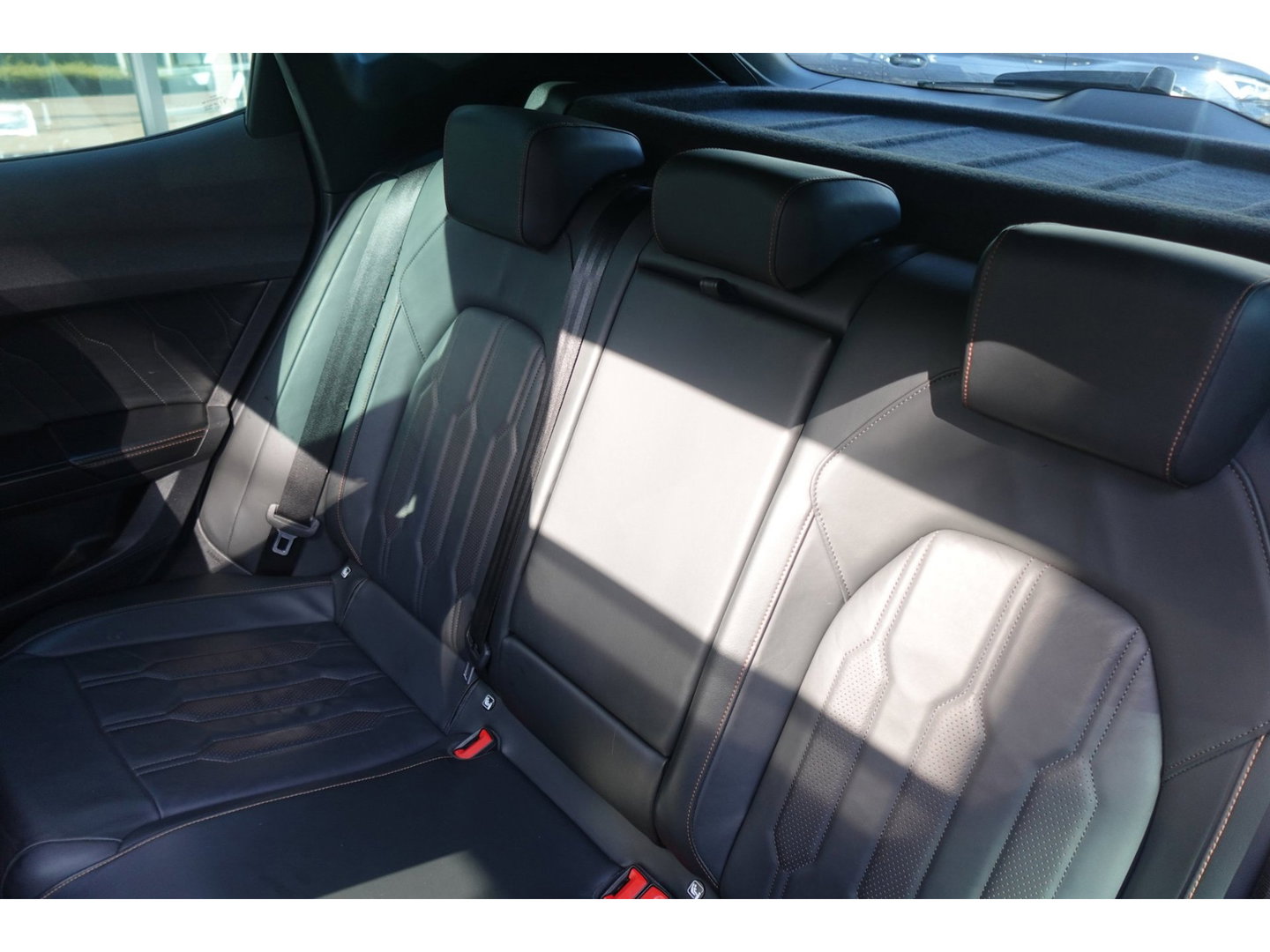 CUPRA Formentor 1.4 e-Hybrid VZ Copper PANO CAM KEYLESS