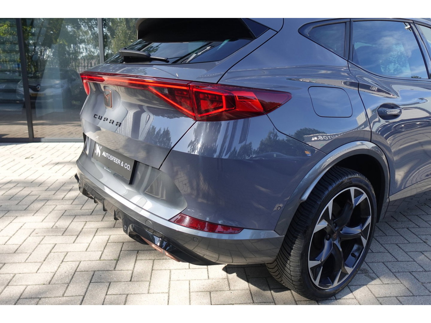 CUPRA Formentor 1.4 e-Hybrid VZ Copper PANO CAM KEYLESS