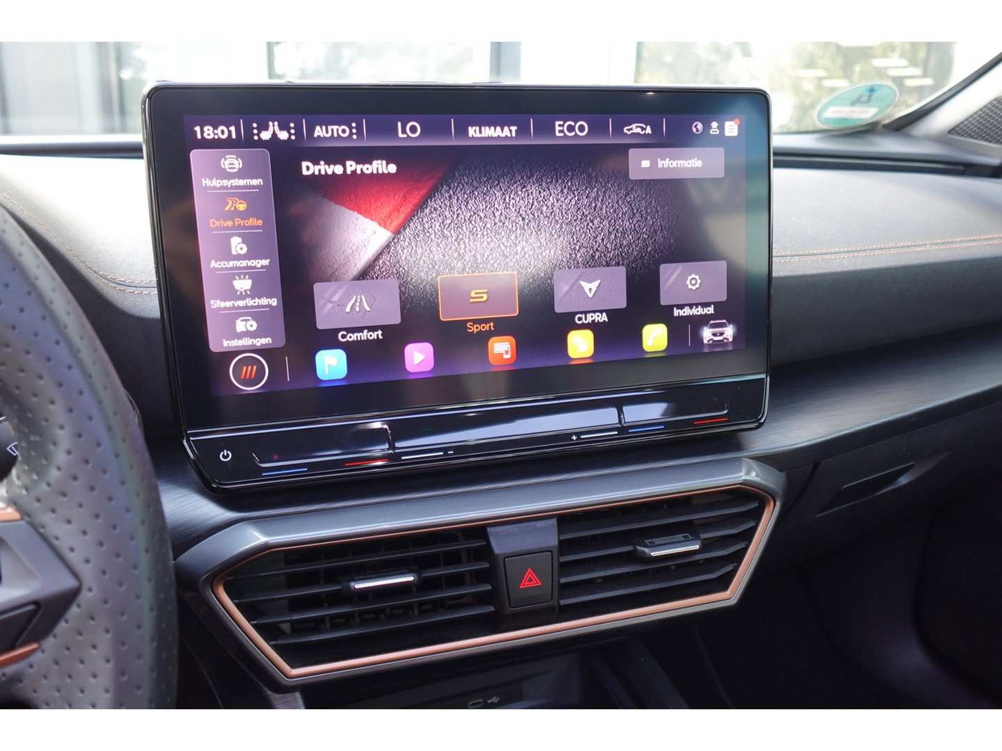 CUPRA Formentor 1.4 e-Hybrid VZ Copper PANO CAM KEYLESS