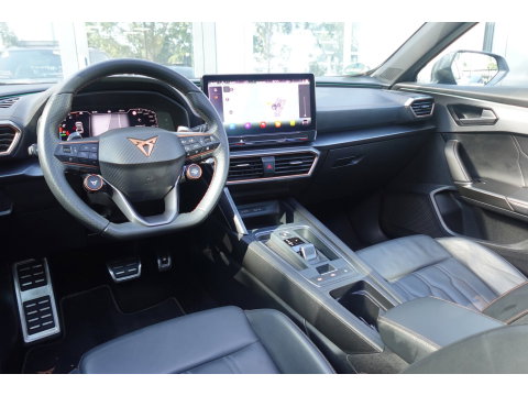 CUPRA Formentor 1.4 e-Hybrid VZ Copper PANO CAM KEYLESS