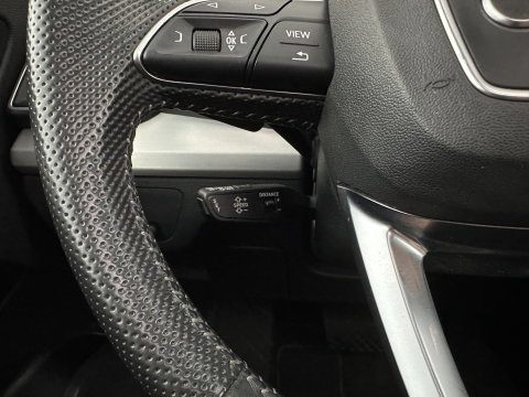 Audi Q5 55 TFSI S-Line Competition Quattro (Plug-In) Aut. *PANO | LEATHER | FULL-LED | HEATED-SPORTSEATS | KEYLESS | CAMERA | NAVI-FULLMAP | PRIVACY-GLASS | DIGI-COCKPIT | CRUISE-ADPAPTIVE | DAB | 21"ALU*