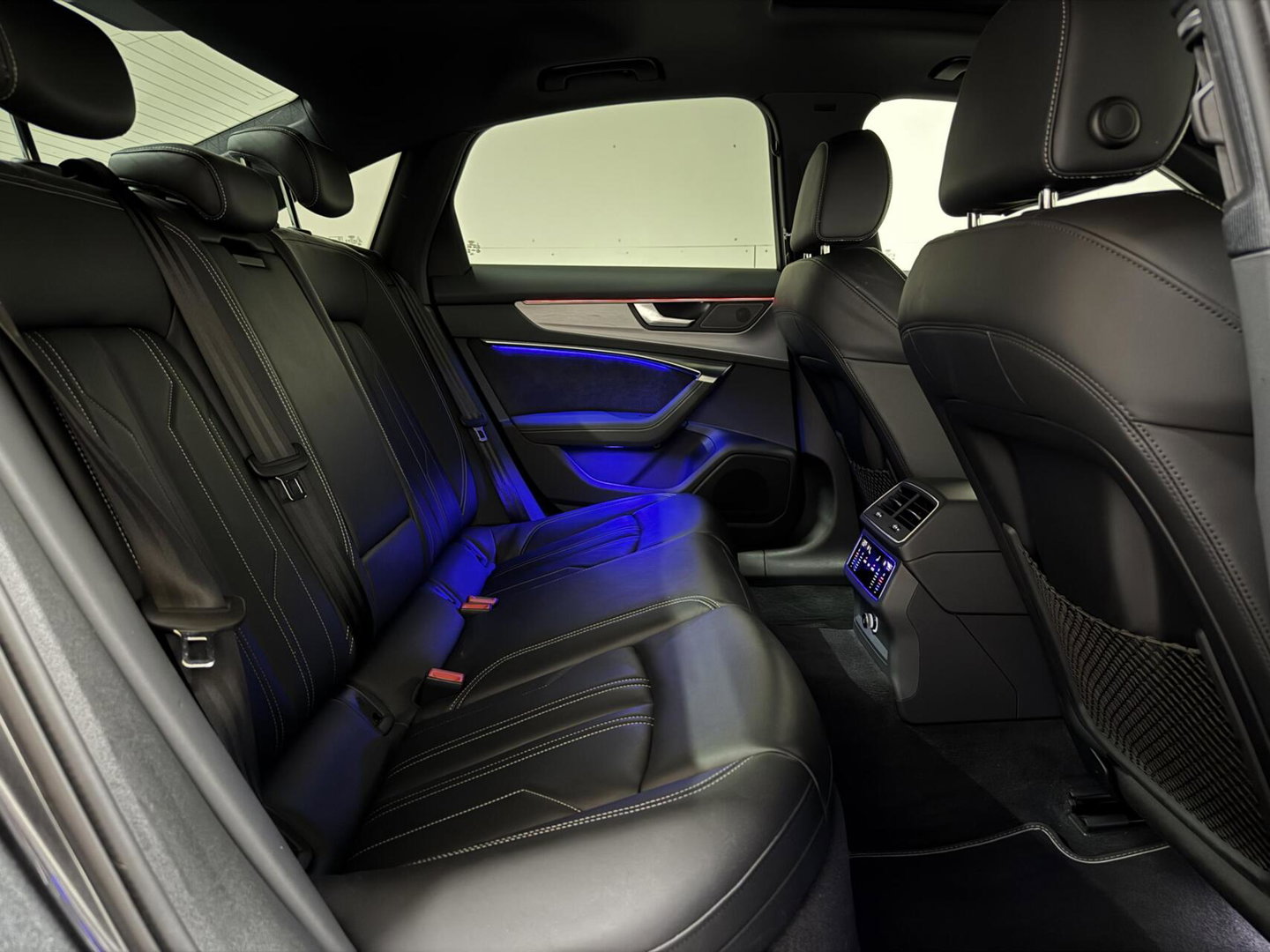 Audi A6 Limousine 55 TFSIe Quattro Competition Pano Leer Sfeer