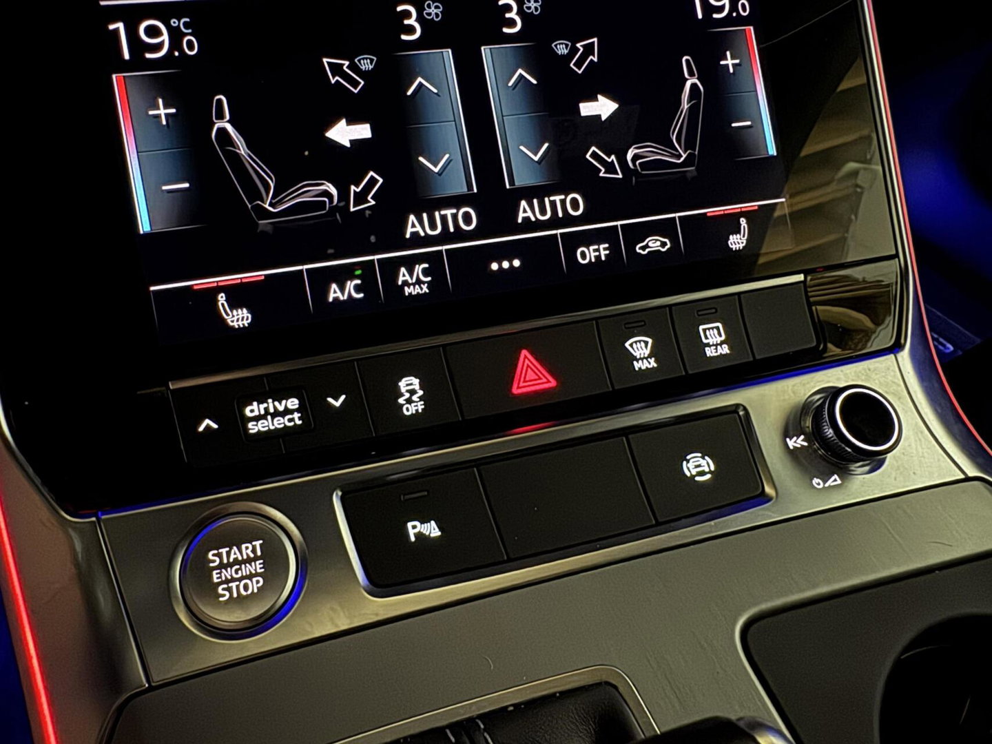 Audi A6 Limousine 55 TFSIe Quattro Competition Pano Leer Sfeer