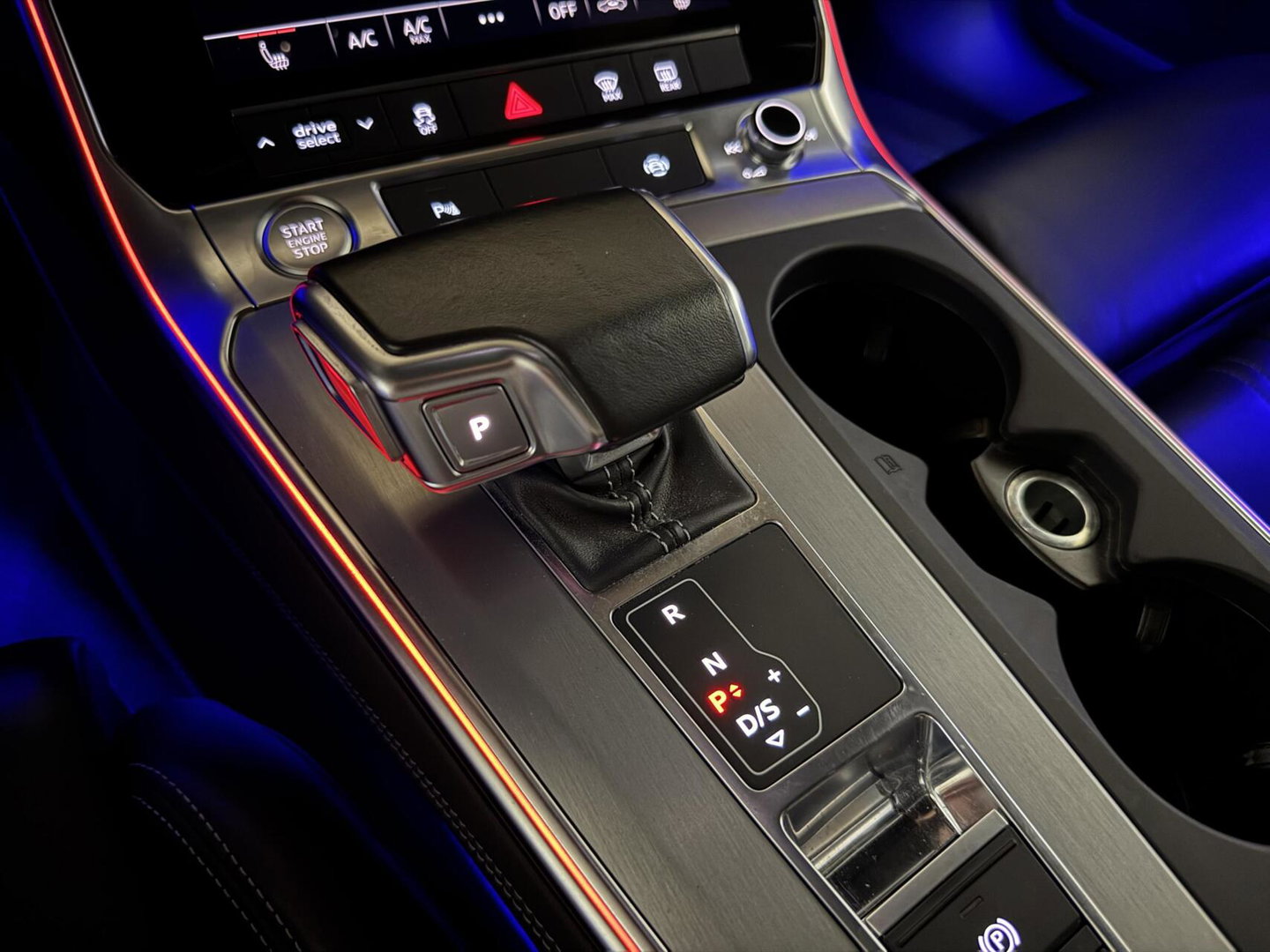 Audi A6 Limousine 55 TFSIe Quattro Competition Pano Leer Sfeer