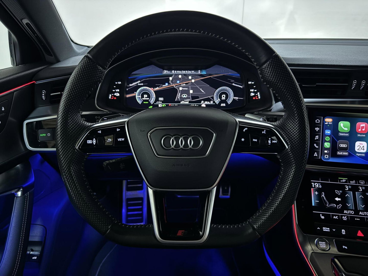 Audi A6 Limousine 55 TFSIe Quattro Competition Pano Leer Sfeer
