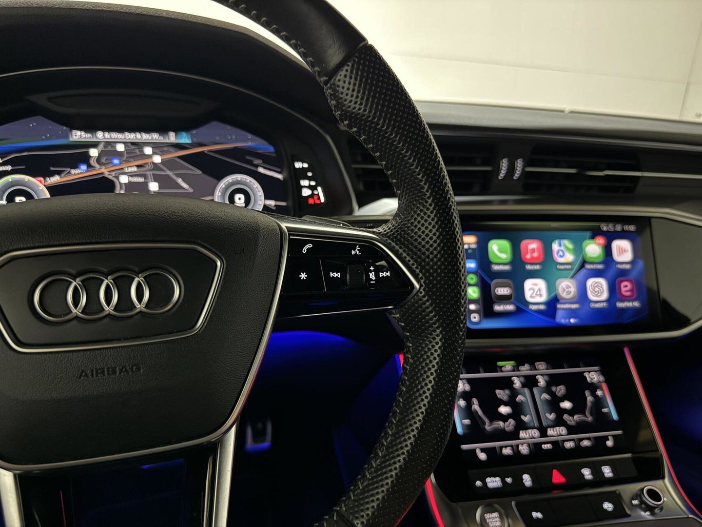 Audi A6 Limousine 55 TFSIe Quattro Competition Pano Leer Sfeer