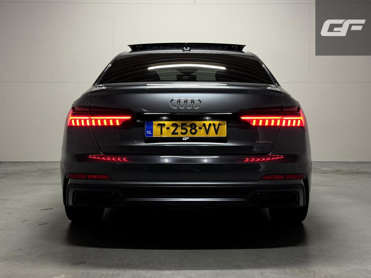 Audi A6 Limousine 55 TFSIe Quattro Competition Pano Leer Sfeer