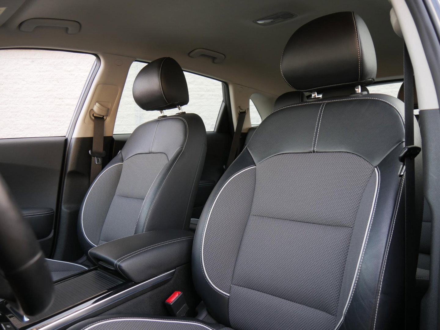 Kia e-Niro 64kWh DYNAMICLINE/ NL AUTO 1STE EIGENAAR/ SOH 100%