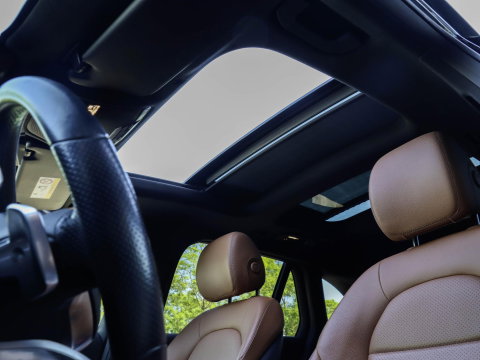 Mercedes-Benz GLC 200 4MATIC Premium Plus Burmester Trekhaak Panoramadak