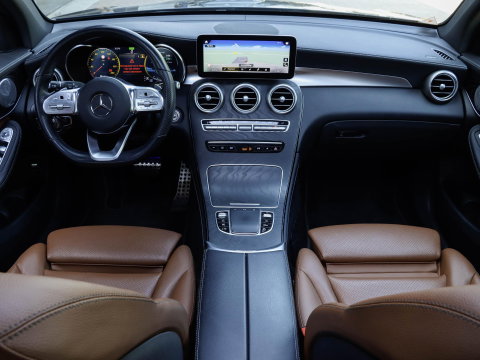 Mercedes-Benz GLC 200 4MATIC Premium Plus Burmester Trekhaak Panoramadak