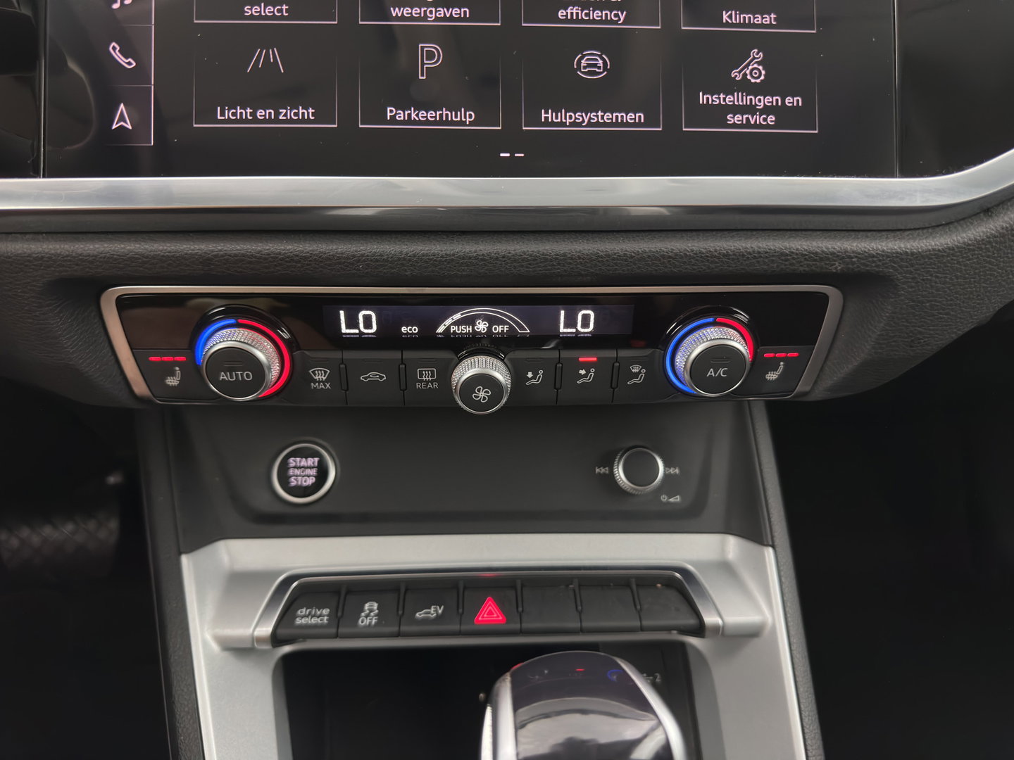 Audi Q3 Sportback 45 TFSI e Advanced Edition (Plug-in) (INCL.BTW) Aut. *FULL-LED | HEATED-SPORTSEATS | DIGI-COCKPIT | DAB+ | KEYLESS | NAVI-FULLMAP | PRIVACY-GLASS | BLINDSPOT | SHIFT-PADDLES | ECC | PDC | 19''ALU | TOWBAR*