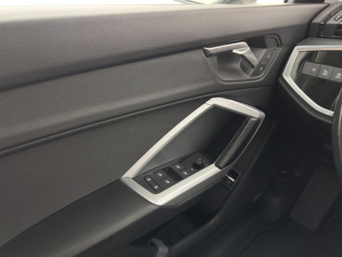 Audi Q3 Sportback 45 TFSI e Advanced Edition (Plug-in) (INCL.BTW) Aut. *FULL-LED | HEATED-SPORTSEATS | DIGI-COCKPIT | DAB+ | KEYLESS | NAVI-FULLMAP | PRIVACY-GLASS | BLINDSPOT | SHIFT-PADDLES | ECC | PDC | 19''ALU | TOWBAR*