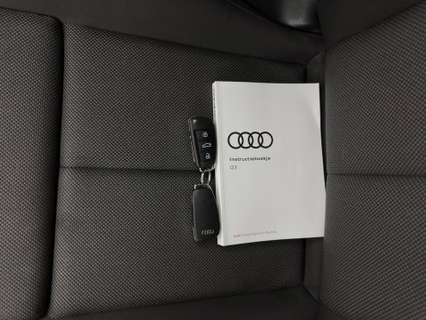Audi Q3 Sportback 45 TFSI e Advanced Edition (Plug-in) (INCL.BTW) Aut. *FULL-LED | HEATED-SPORTSEATS | DIGI-COCKPIT | DAB+ | KEYLESS | NAVI-FULLMAP | PRIVACY-GLASS | BLINDSPOT | SHIFT-PADDLES | ECC | PDC | 19''ALU | TOWBAR*