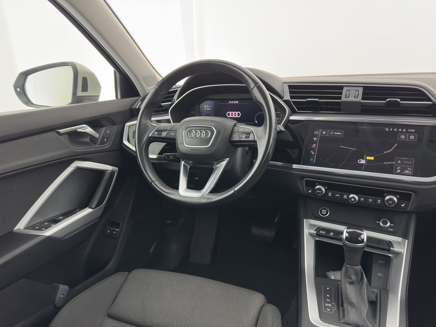 Audi Q3 Sportback 45 TFSI e Advanced Edition (Plug-in) (INCL.BTW) Aut. *FULL-LED | HEATED-SPORTSEATS | DIGI-COCKPIT | DAB+ | KEYLESS | NAVI-FULLMAP | PRIVACY-GLASS | BLINDSPOT | SHIFT-PADDLES | ECC | PDC | 19''ALU | TOWBAR*