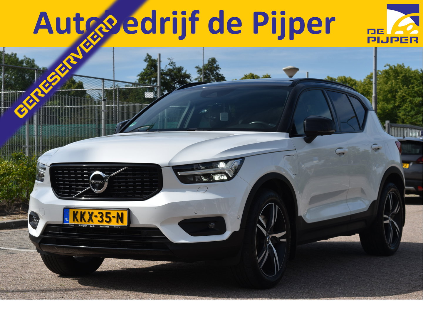 Volvo XC40 1.5 T5 Twin Engine R-Design Luxury Line Versatility 262 pk Two-Tone | Vol | Trekhaak | Keyless | Harman/Kardon | 360 gr.camera | Open dak | Full LE | Onderh.historie