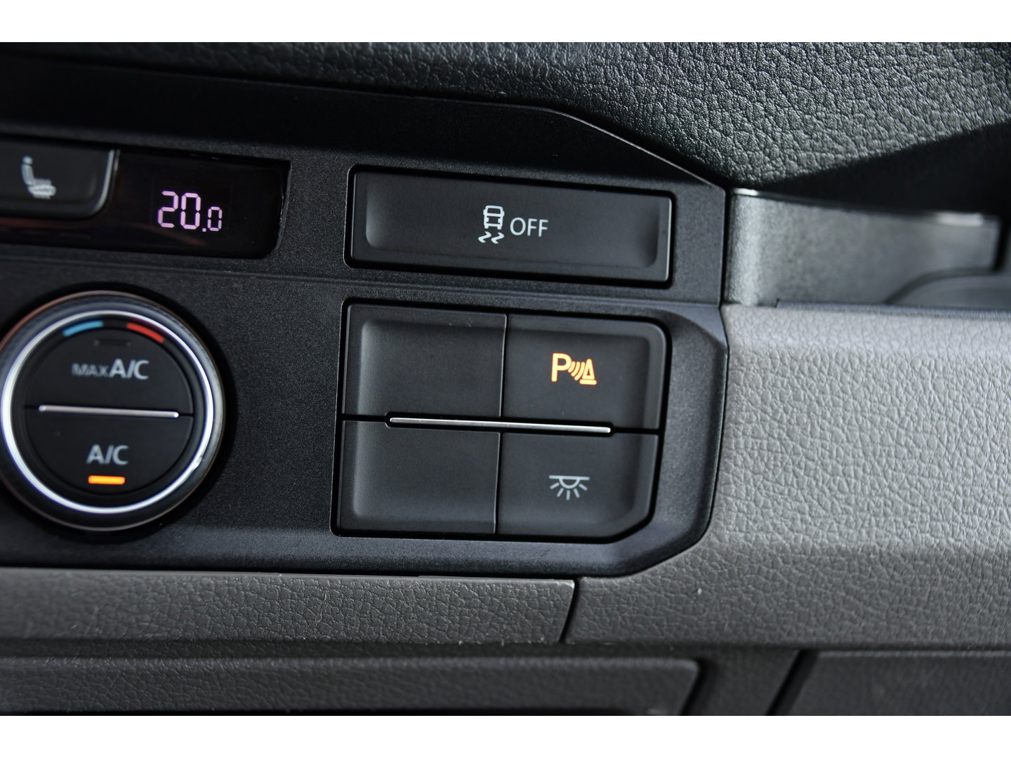 MAN TGE 3.180 35 2.0 L3H2 Black Edition FULL Options! Adaptieve Cruise, Camera, Carplay, 2 x Schuifdeur, LED, Clima, Stoelverarming, Multimedia, Stuurverwarming, Uniek!