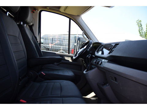 MAN TGE 3.180 35 2.0 L3H2 Black Edition FULL Options! Adaptieve Cruise, Camera, Carplay, 2 x Schuifdeur, LED, Clima, Stoelverarming, Multimedia, Stuurverwarming, Uniek!