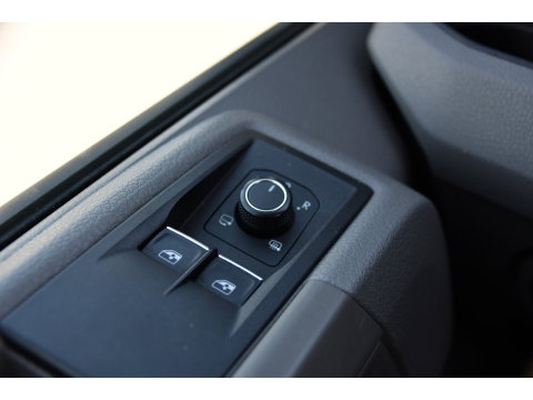 MAN TGE 3.180 35 2.0 L3H2 Black Edition FULL Options! Adaptieve Cruise, Camera, Carplay, 2 x Schuifdeur, LED, Clima, Stoelverarming, Multimedia, Stuurverwarming, Uniek!