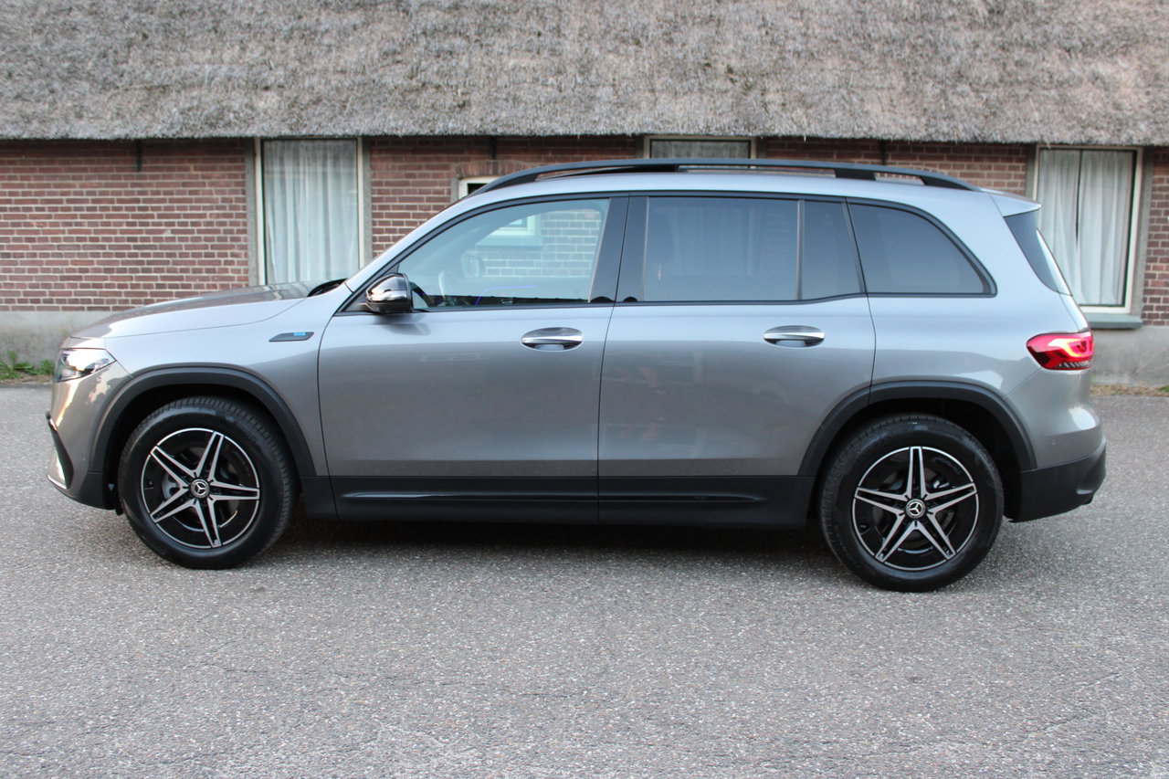 Mercedes-Benz EQB