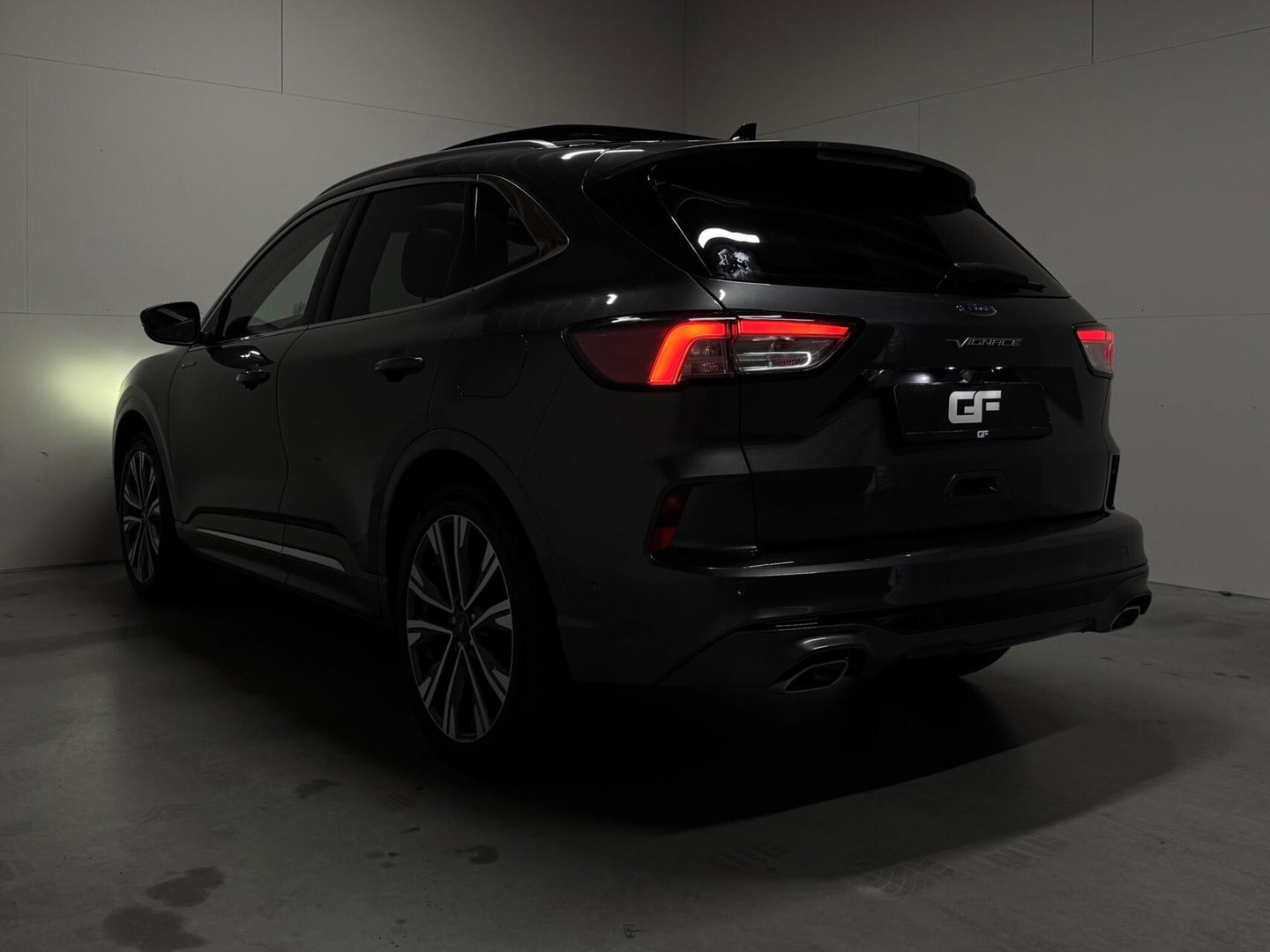 Ford Kuga 2.5 FHEV Vignale 4x4 Pano B&O HUD Leer Trekh. Winterpakket