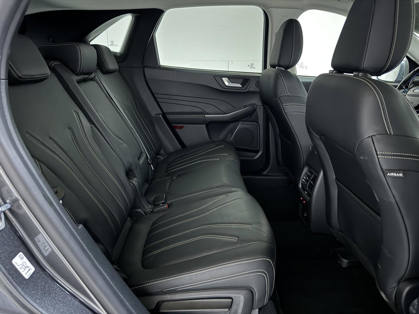 Ford Kuga 2.5 FHEV Vignale 4x4 Pano B&O HUD Leer Trekh. Winterpakket