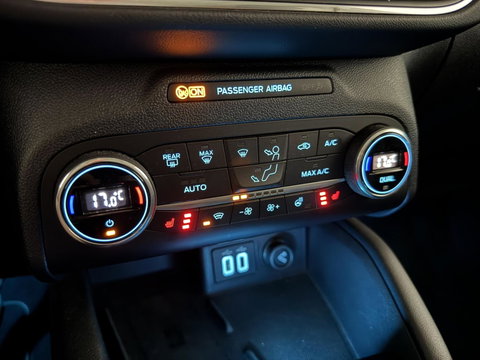 Ford Kuga 2.5 FHEV Vignale 4x4 Pano B&O HUD Leer Trekh. Winterpakket