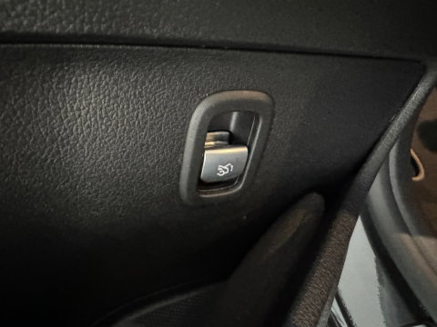 Mercedes-Benz C-Klasse 180 AMG Memory|Keyless|Night|360 Camera