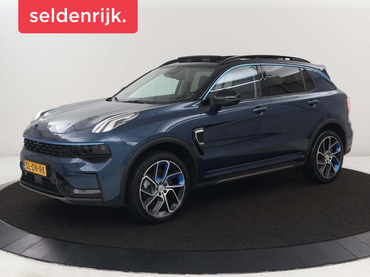 Lynk & Co 01 1.5 Plug In | Panoramadak | infinity by Harman | 360 Camera | Adaptive cruise | Stoelverwarming | Carplay | Memory | Full LED | PHEV