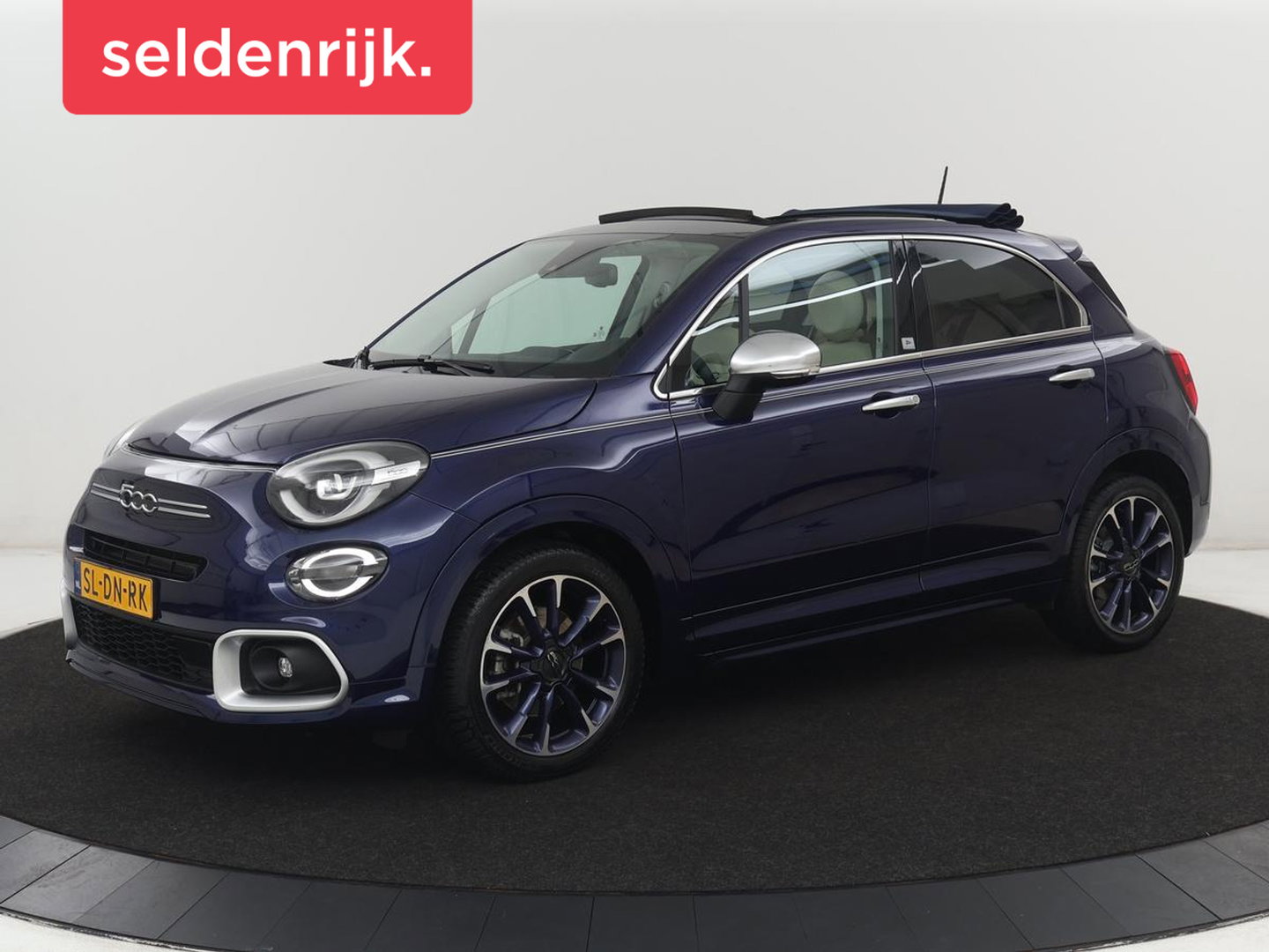 Fiat 500X 1.3 FireFly Turbo 150 Connect Yacht Club Capri Yacht Club Capri | Carplay | Open-schuifkanteldak | LED | LEER | Automaat | Camera | Navigatie | DAB | LM |Climate control | Cruise control