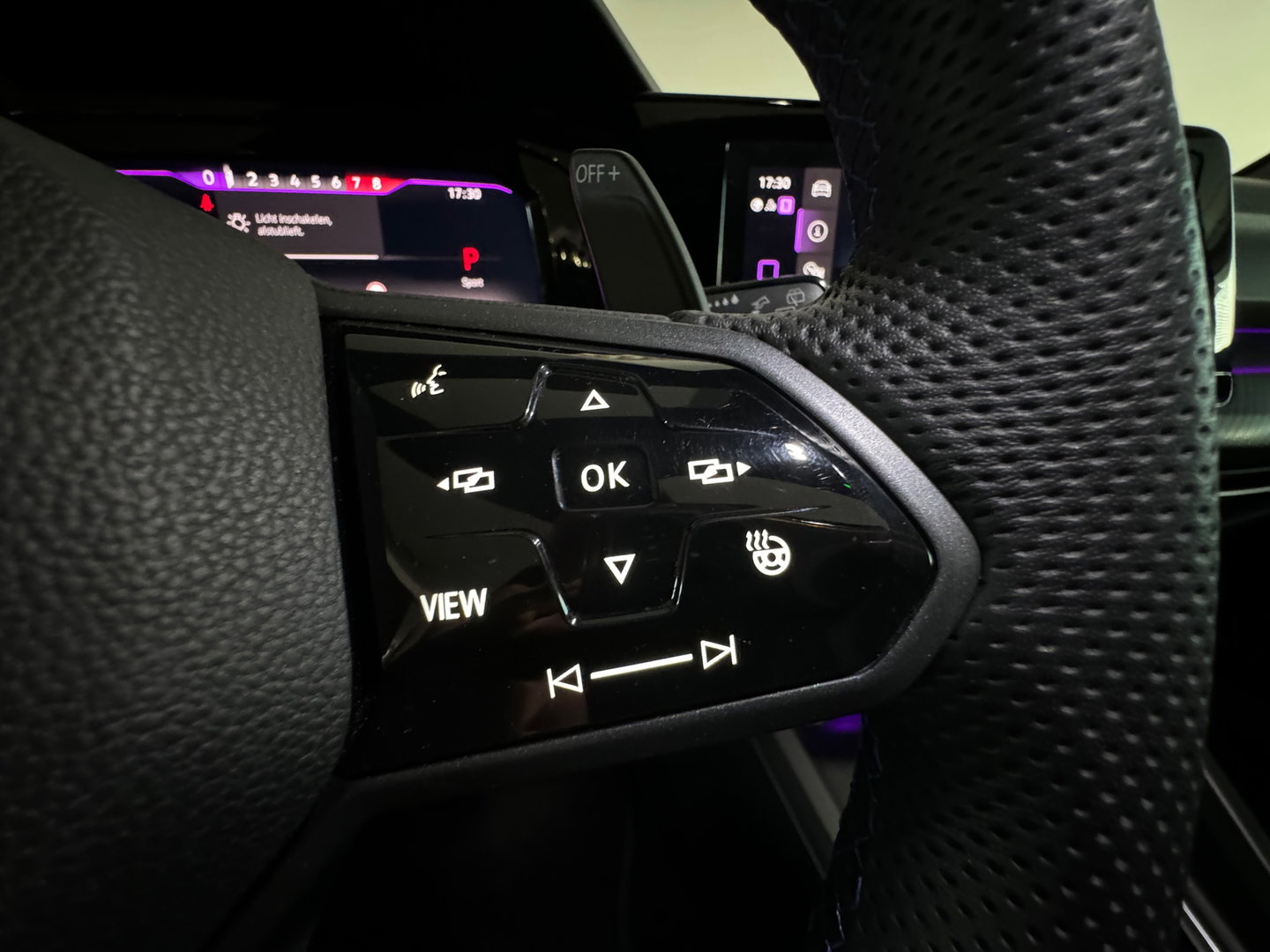Volkswagen Golf 2.0 TSI R 4M Performance Pano|H/K|Akra|Drift