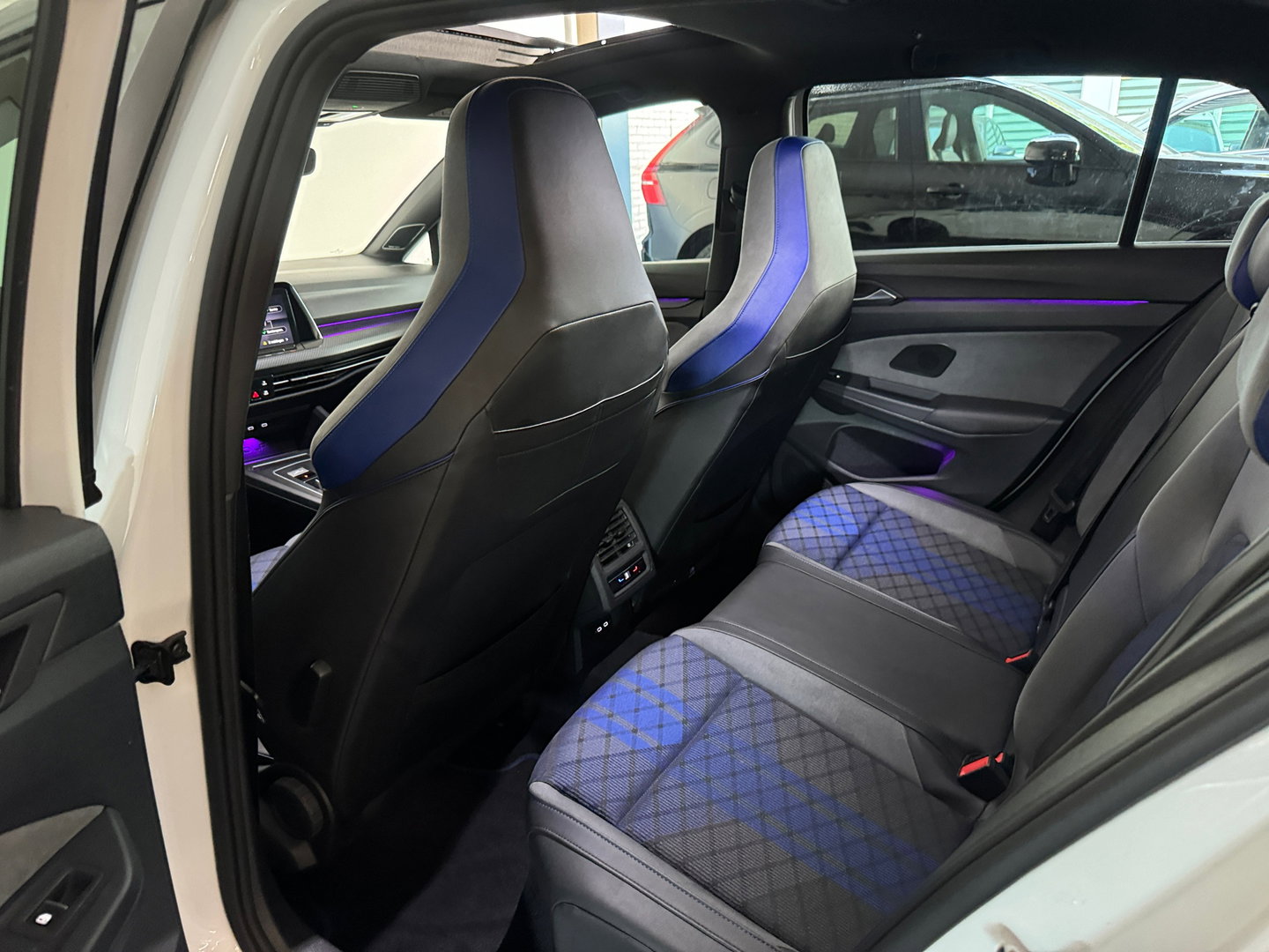 Volkswagen Golf 2.0 TSI R 4M Performance Pano|H/K|Akra|Drift