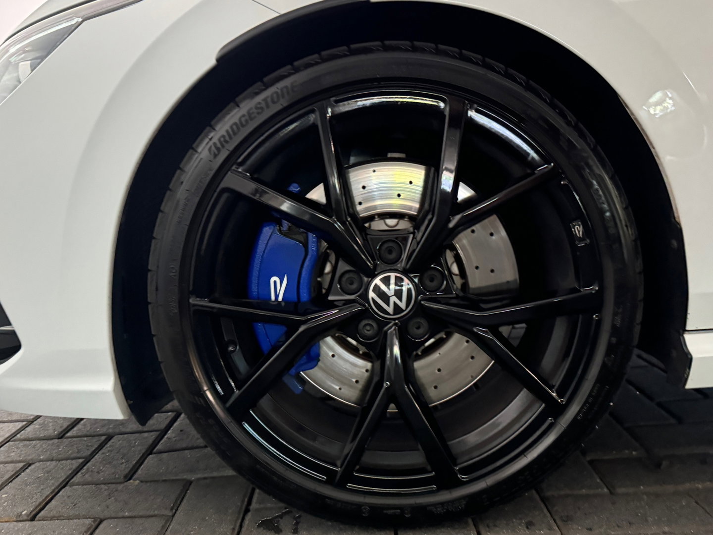 Volkswagen Golf 2.0 TSI R 4M Performance Pano|H/K|Akra|Drift