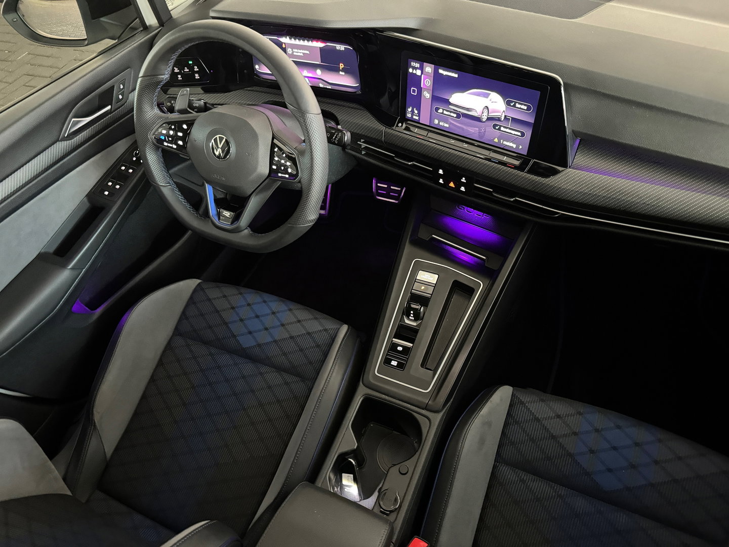 Volkswagen Golf 2.0 TSI R 4M Performance Pano|H/K|Akra|Drift