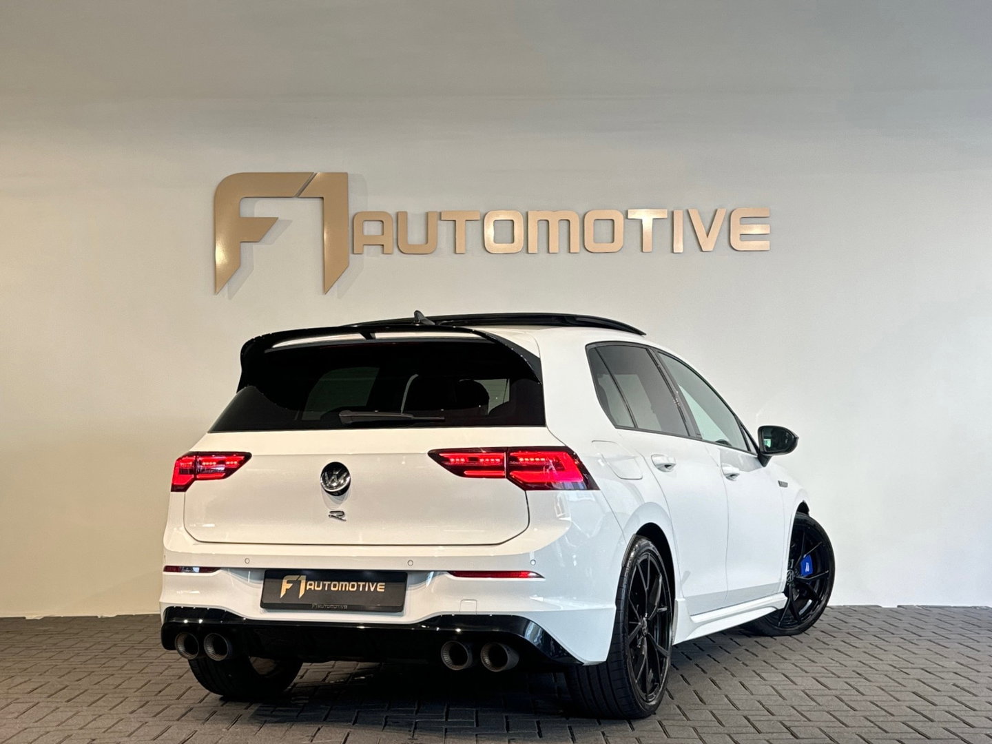 Volkswagen Golf 2.0 TSI R 4M Performance Pano|H/K|Akra|Drift