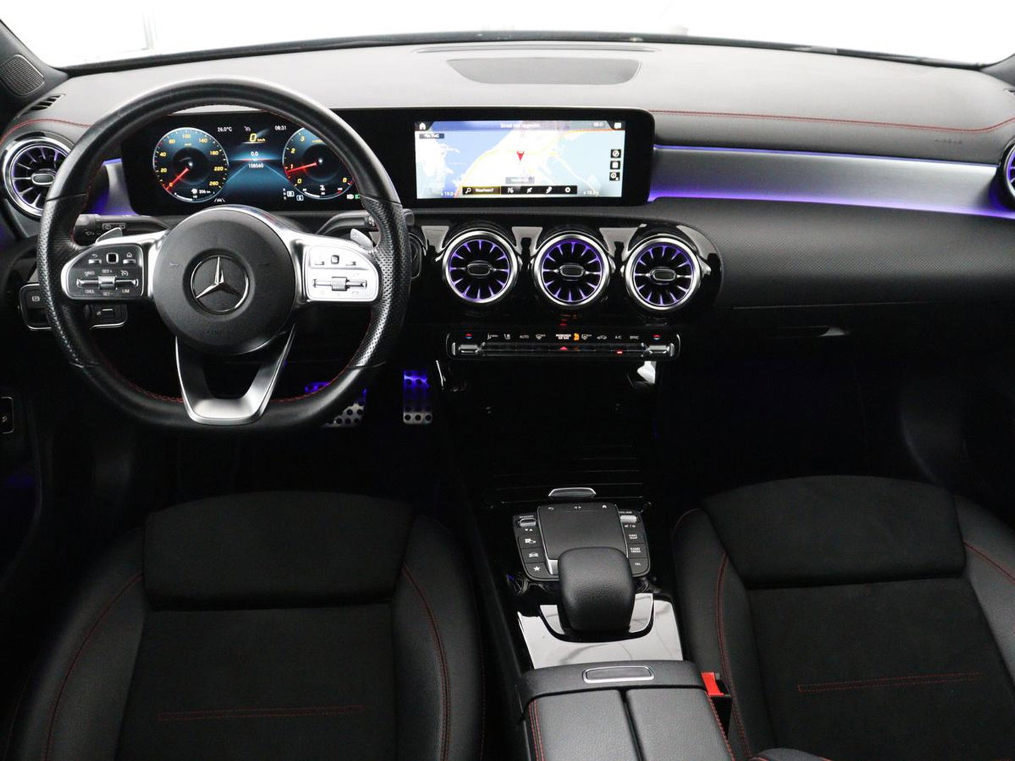 Mercedes-Benz CLA-Klasse Shooting Brake 180 Business Solution AMG