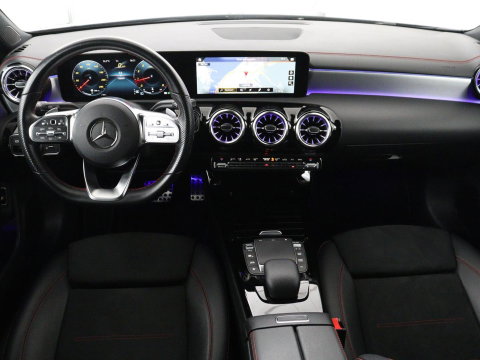 Mercedes-Benz CLA-Klasse Shooting Brake 180 Business Solution AMG