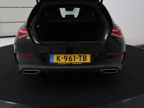 Mercedes-Benz CLA-Klasse Shooting Brake 180 Business Solution AMG