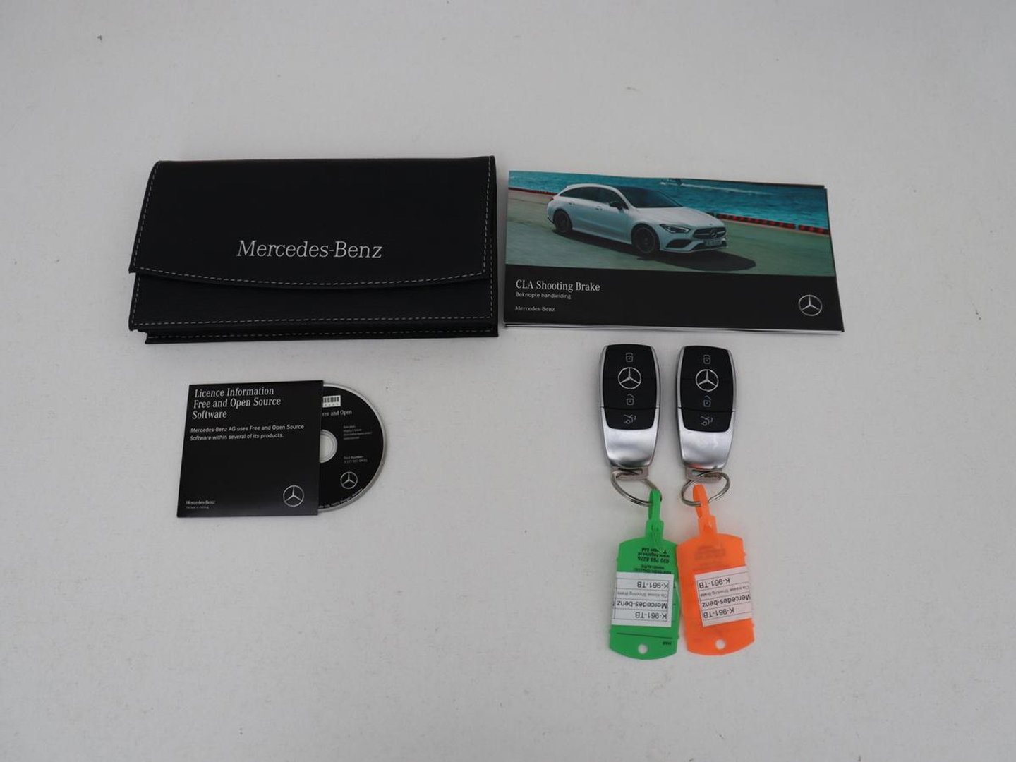 Mercedes-Benz CLA-Klasse Shooting Brake 180 Business Solution AMG