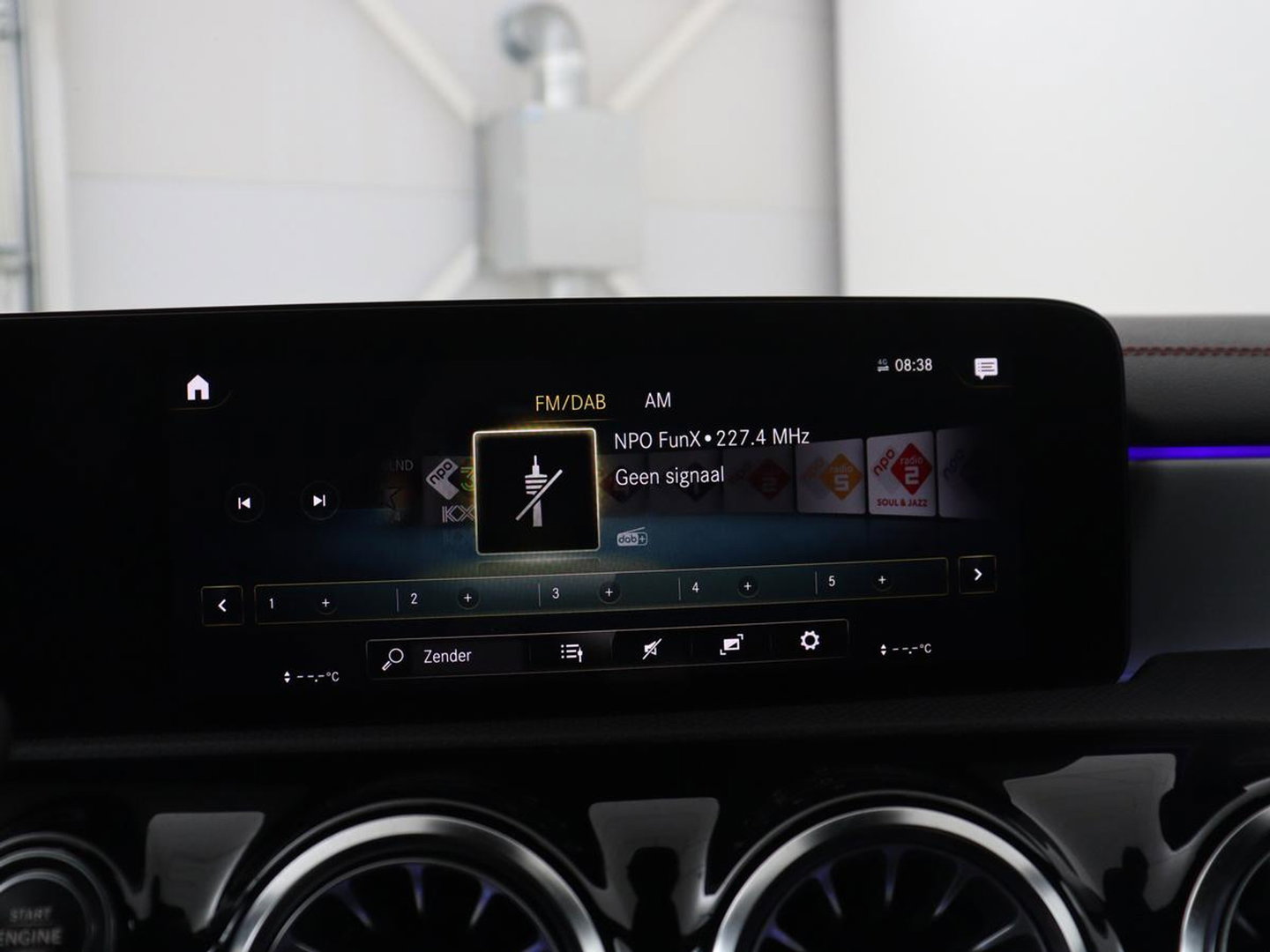 Mercedes-Benz CLA-Klasse Shooting Brake 180 Business Solution AMG