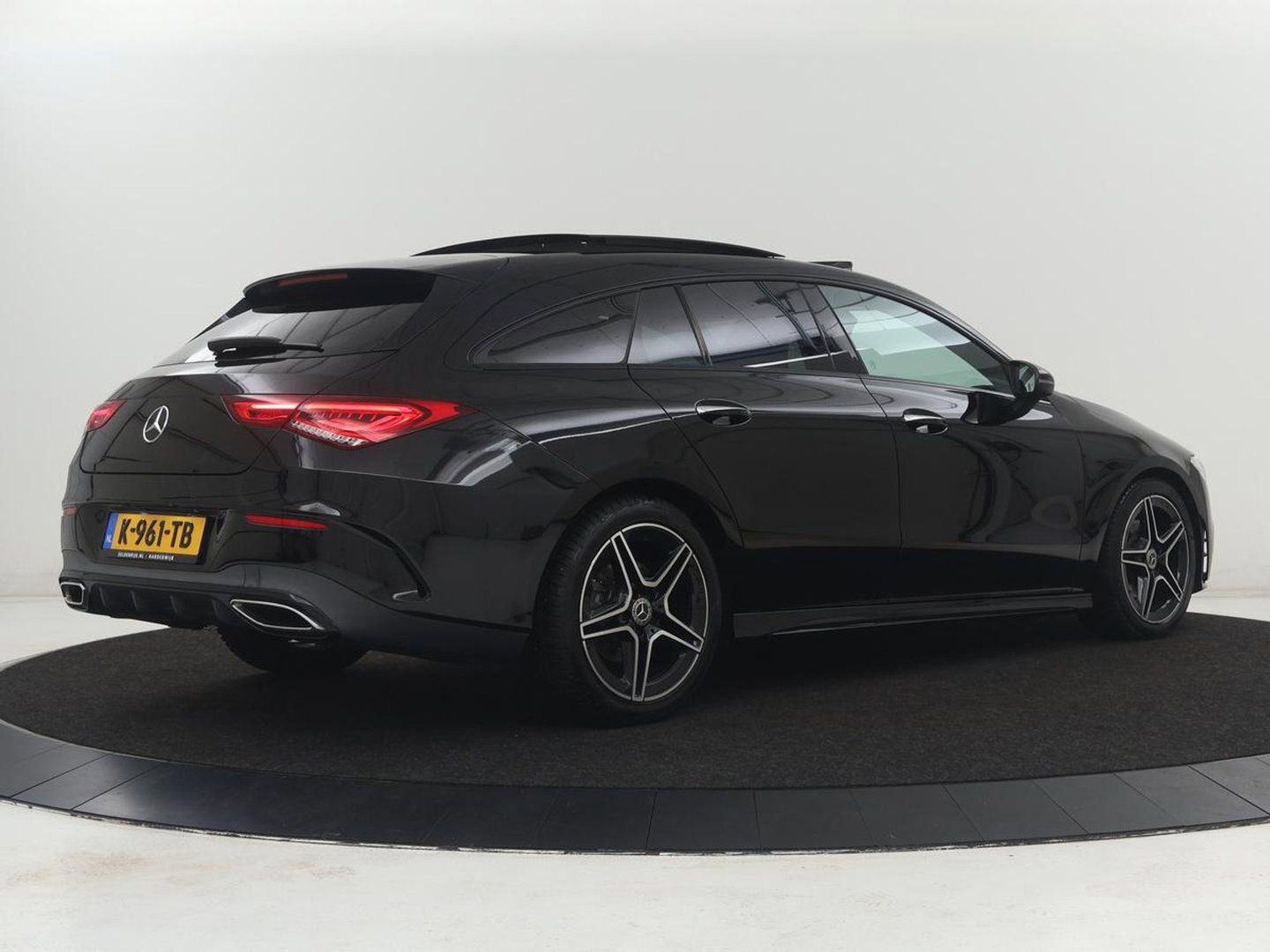 Mercedes-Benz CLA-Klasse Shooting Brake 180 Business Solution AMG