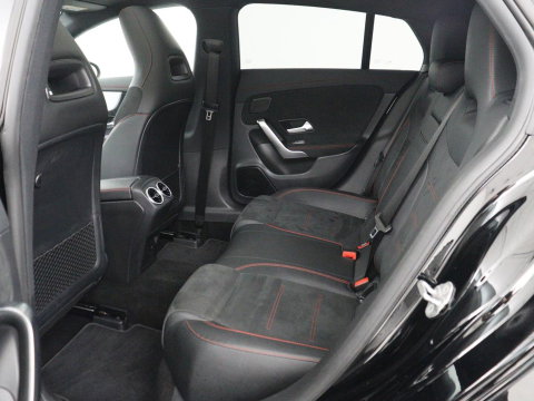 Mercedes-Benz CLA-Klasse Shooting Brake 180 Business Solution AMG