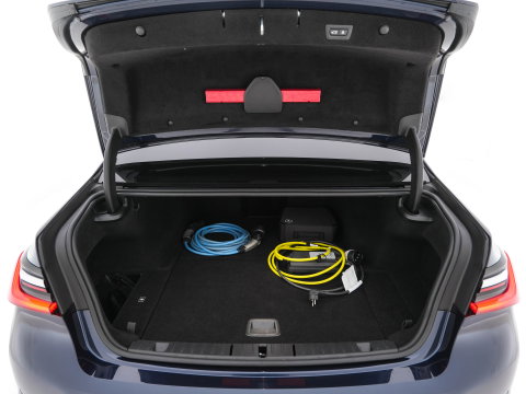 BMW 7 Serie 745Le (Plug-in) (INCL-BTW) *PANO | LEATHER | FULL-LED | HEAD-UP | BLINDSPOT | MEMORY-PACK | DIGI-COCKPIT | KEYLESS | DAB+ | CAMERA | HEATED-COMFORTSEATS | AMBIENTLIGHT | CARPLAY | SHIFTPADDLES | 18''ALU*