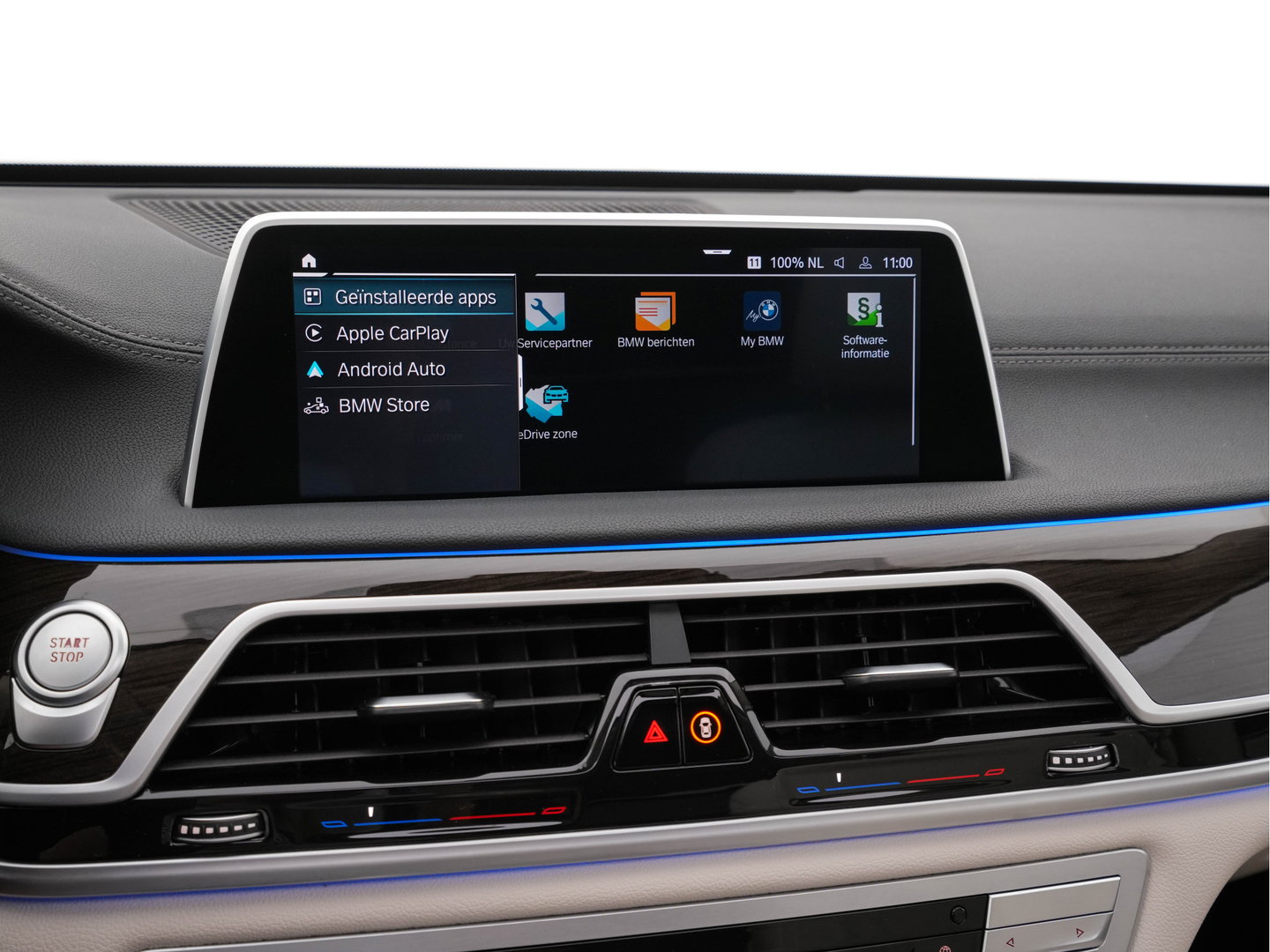 BMW 7 Serie 745Le (Plug-in) (INCL-BTW) *PANO | LEATHER | FULL-LED | HEAD-UP | BLINDSPOT | MEMORY-PACK | DIGI-COCKPIT | KEYLESS | DAB+ | CAMERA | HEATED-COMFORTSEATS | AMBIENTLIGHT | CARPLAY | SHIFTPADDLES | 18''ALU*