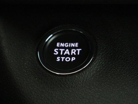 Jeep Avenger Longitude 54 kWh | SOH 97,5% | Adaptive cruise | Carplay | Camera | Full LED | Climate control | Parkeerhulp | Bluetooth | Side Assist | Digital Cockpit