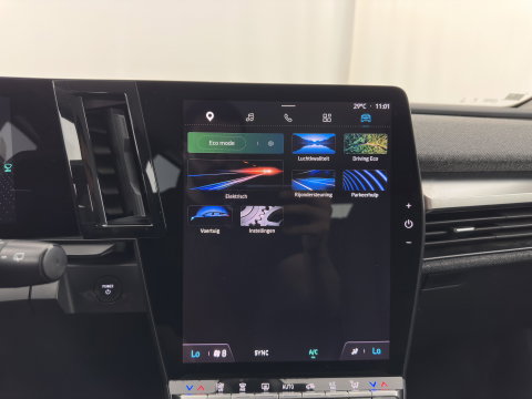 Renault Mégane E-Tech EV60 Optimum Charge Evolution [ 3-Fase ] (INCL-BTW) Aut. *FULL-LED | CAMERA | LANE-ASSIST | KEYLESS | NAVI-FULLMAP | CARPLAY | COMFORTSEATS | DIGI-COCKPIT | ECC | PDC | 18"ALU*